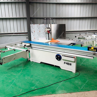 Horizontale vorm F45N Precision Sliding Table Panel Saw voor de vervaardiging van chipboard