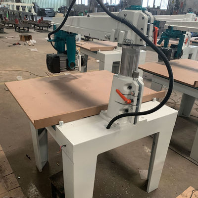 2860 r/min Spindelsnelheid 355mm Hout Radiële Circulaire Zaag voor veelzijdige houtbewerking