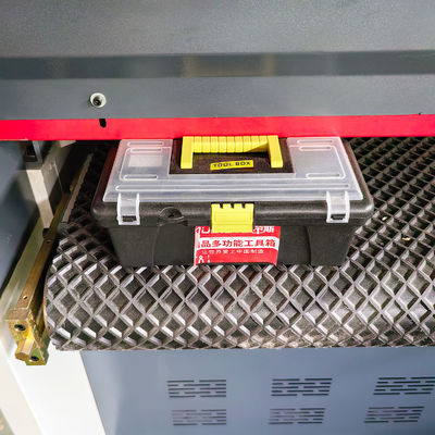 2700 KG Halfautomatische B-R-RP1000 Houten deurplaner Sandermachine met 1000 mm breedte