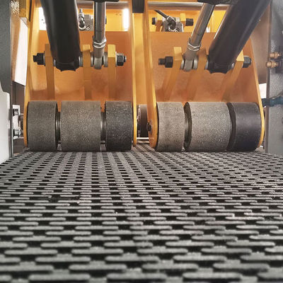 11KW-22KW Hoofdmotorkracht MJ400 Hoogspanningszaagmachine voor houtsnijden met wielen