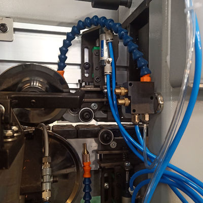 Glijmachine voor het rollen van randbanden 0,4-3 mm Randkleefmachine voor meubels Pvc Best