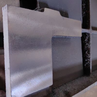 Professionele MJ6132 Automatische schuiftafelzaagmachine voor het snijden van multiplex MDF