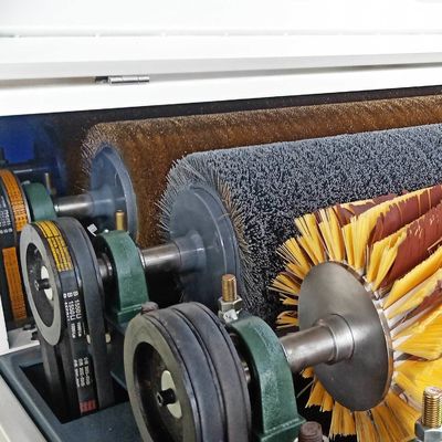 Volledig automatische houtbewerkingsdraadtrekmachine voor het polijsten van aluminiumplaten