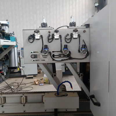 MJ400 Zware automatische horizontale bandzaagmachine voor het snijden van hout met een gewicht van 2500 kg