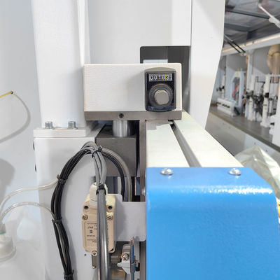 Min.80mm Panelbreedte Houtbewerking Automatische randbandmachine met pre-frees PM50F