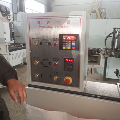 Horizontale stijl MD400/500/650/850 CNC automatische bandzaagmachine voor houthoutmolen