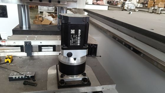 Geavanceerde CNC deur slot gat boren scharnier boren machine met 750W servomotor x3