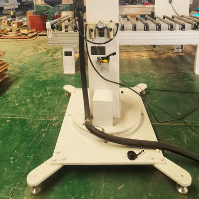 Mechanische arm De sleutel tot succesvolle materiaalbehandeling bij de verwerking van houten deurplaten