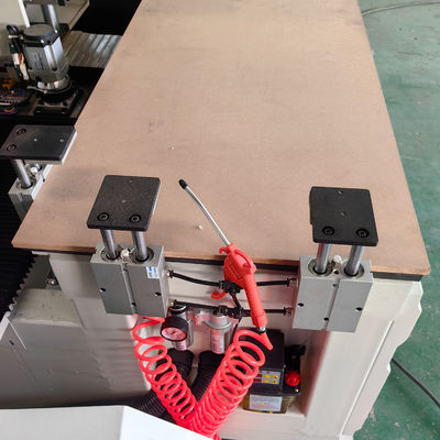 Houten deurgat boren Slotting Machine Volledig automatische CNC slot Mortising Machine