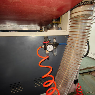 27.87kw R-R1000 Wide Belt Bench Sander voor hout dikte zand en stofverzameling