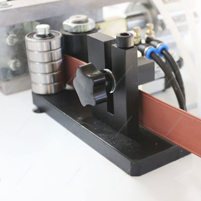 10.8m/min Panelenvoersnelheid W3 Automatische mini-randbandmachine voor houtbewerking