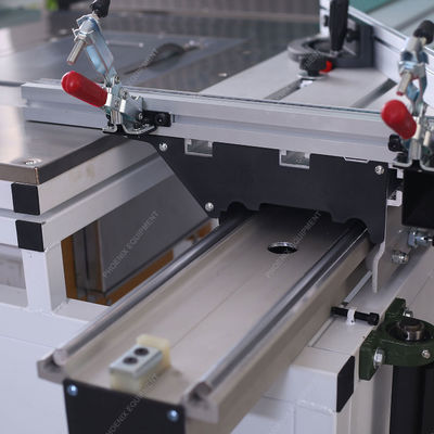 Precision Automatic Sliding Mitre Saw voor multiplexpanelen in productie-installaties