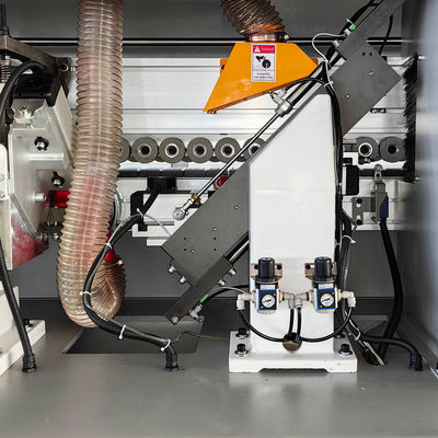 PM50B Randbandmachine voor op hout gebaseerde panelen 1155KG Paneldikte 10-60mm PVC