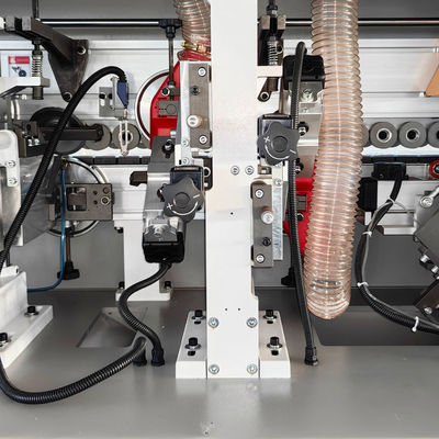 Houtbewerkingsmachines voor CNC-randbanden, automatische randbanden, met een vermogen van 12 kW