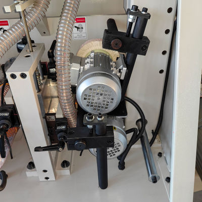 Grootschalige volledig automatische randbandmachine PM50A 6 functies 860 kg Gewicht