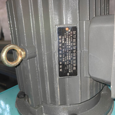 20 Werktafel Hydraulische klemdrager voor horizontale houten paneelcomposer MY2500B