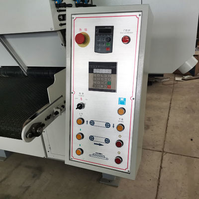 Totaal vermogen 17.22kw Houtbewerkingsmachines Volledig automatische horizontale bandzaagmachine