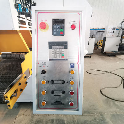 Automatische houtsnijmachine voor houtsnijmachines met een diameter van 710 mm