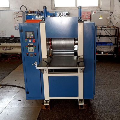 Direct leveringsnauwkeurigheid Elektrische aanpassing Houtpronkmachine met rollifting