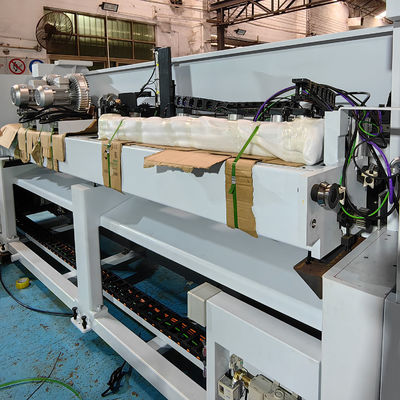 Geavanceerde automatische houtverwerkende balkzaag voor het snijden van meubels 6300x7500x1900mm