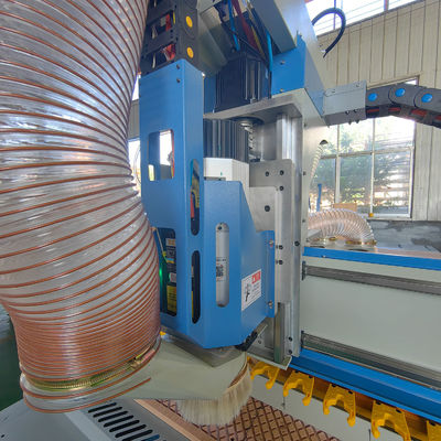 PK2040 ATC CNC houtsnijmachine met 12 gereedschappen automatisch schakelen en boorkop