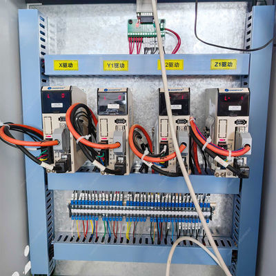 6kW spindelmotorkracht Houten CNC-router snijmachine voor het snijden van metalen veelhoeken
