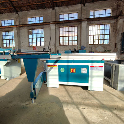 Versatile spindelvormmachine MX5117A/MX5117B voor verticale freesprofielen