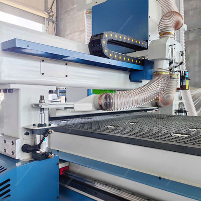 PK1325 Automatische bureaublad Houtgraveren Lasergraveren CNC frezen Boren Machine