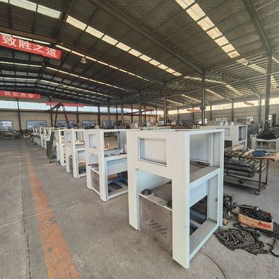 Doppelzijdige houtplaningsmachine met een planingsroldiameter van 630 mm en een vermogen van 11 kW*2