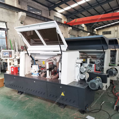 800 kg Gewicht Multifunctionele CNC-randbandmachine met voorfrees- en polsmachine