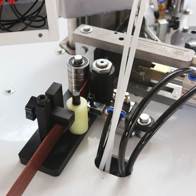 Geavanceerde volledig automatische randbandmachine voor onregelmatig gevormde bord en kantoortafel