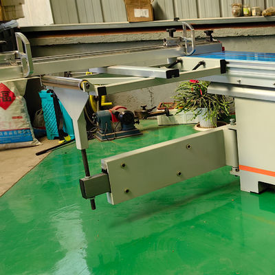 5.5kW Vermogen MJ6116 Schuiftafelzaagmachine voor maximale snijbreedte 1300mm