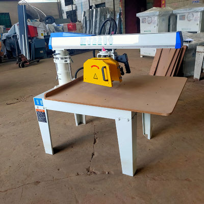 Houtbewerkingsmachines voor handzaag met schuifzaag Multi-Angle Rocker Arm Zaag Snijgrootte 640*110mm