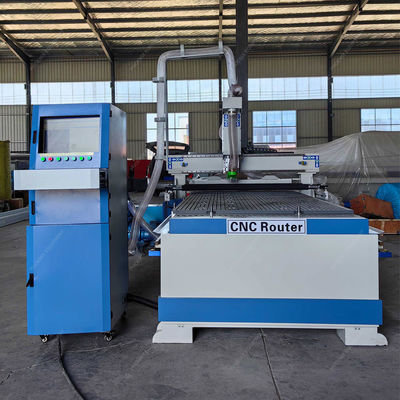 4 Assen MDF Hout snijden CNC Router 1325 met 2500mm Travel Y Axis en CNC Control