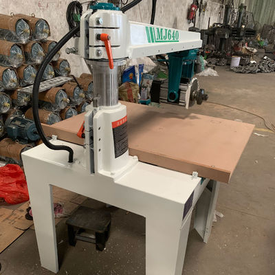 45° horizontale rotatie houtbewerking handzaag dwarszaagmachine voor het snijden van hout