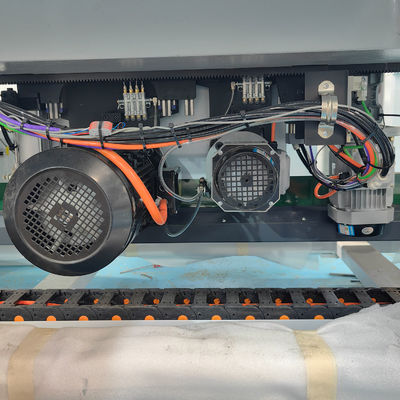 Automatische houtsnijmachine met computerpaneel MJ6230B