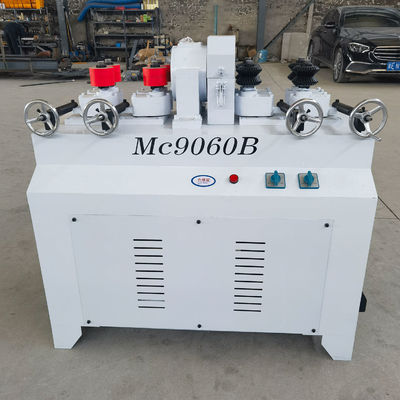 Elektrische machine voor het verwerken van ronde staven met een spindel snelheid van 4000 r/min