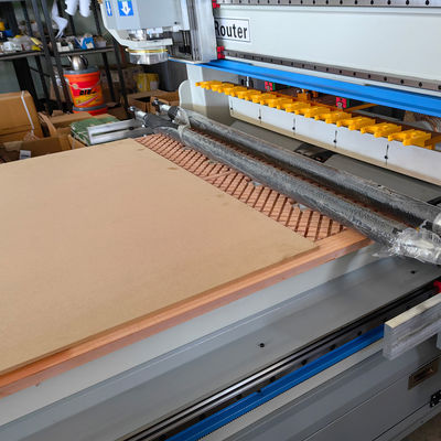 Hoogprecisie CNC-router PK1325 3-assige houtsnijmachine voor de houtbewerkende industrie