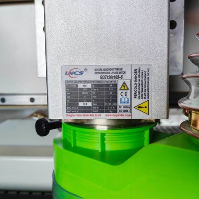 High Speed 6 Spindels CNC Houtbewerking Router voor 3D-snijwerk en graveren Houtbewerking