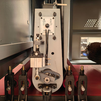 Automatische metaaldeburring voor het afronden van randen en het verwijderen van oxiden