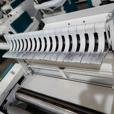 MB106 Hoge efficiëntie Automatische 4 kW-kracht houtbewerking zware werkzaamheden planer dikkermaker