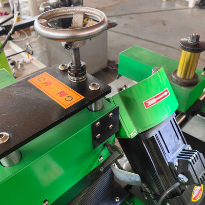 PM4Z-80 Automatische CNC-versnellingsmachine met instelbare snelheid en automatische schommelkop