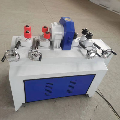 1.1KW voedingsmotor MC90100B trappengordel Ronde staaf verwerkingsmachine voor de productie