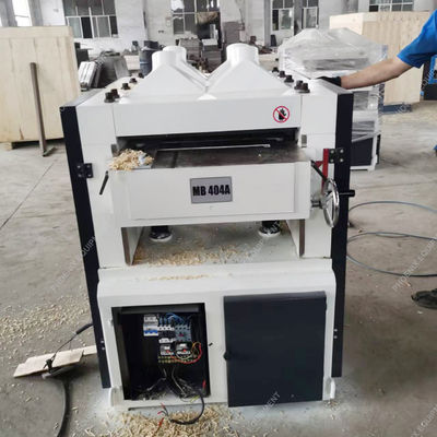 Makkelijk Vierzijdige houtbewerkingsmachines 9,2/7,5 m/min Voedingssnelheid 850 kg Gewicht