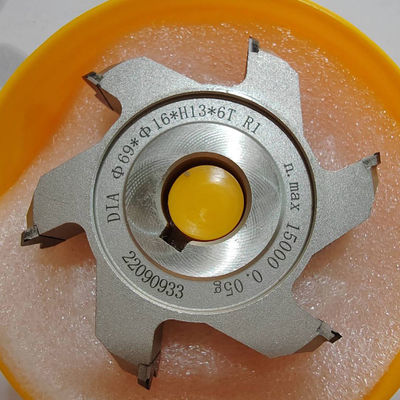 Lichte freesmachine voor volledig automatisch houtwerkgereedschap CNC-bewerkingscentrum