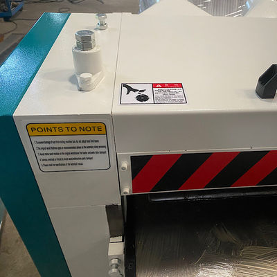Eenzijdige houtverwerkende verdikkingsmachine voor hardhout MB104