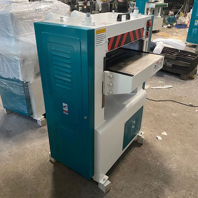Eenzijdige houtverwerkende verdikkingsmachine voor hardhout MB104