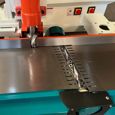 6 blad professionele houtplanermachine voor MDF-plankoppervlak MB503 dikteplaner