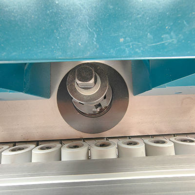 600 kg Houtbewerking Automatische spindelvormmachine voor snel en glad houtvormen