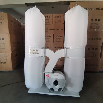 Industriële stofzuiger voor houtbewerking met een luchtstroom van 3150 m3/h en een inlaatdiameter van 3*100 mm